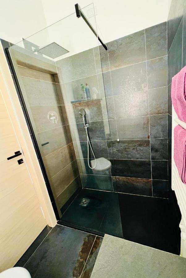 Blaxej, Nel Cuore Di Verona, Moderno Ed Elegante, 4 Posti Letto, Wi-Fi, Self Check In Exterior foto